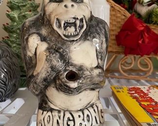 Kong Bong Ceramic Gorilla