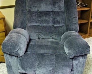 Electric power Oversized Recliner 1 of 2