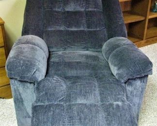 Electric power Oversized Recliner 1 of 2