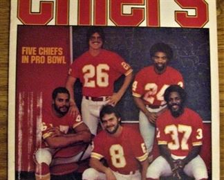 KC Chiefs Magazine - Autograph Mike Bell