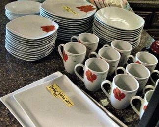 Poppy Dish Set