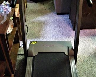 Excellent Runners Treadmill - Incline and speed up to 10mph.