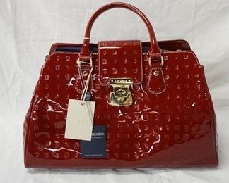 1009 ARCADIA ITALY MAROON PATENT LEATHER BAG, NEW WITH TAGS AND CLOTH STORAGE BAG, 13 1/2 IN X 9 1/2 IN X 6 IN