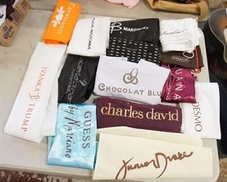 1027 LOT OF DESIGNER PURSE CLOTH BAGS