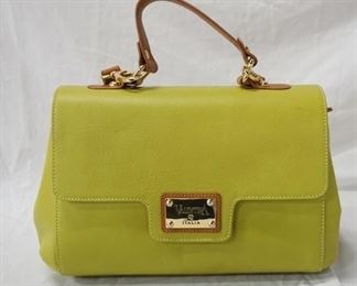 1034 VALENTINA ITALY GREEN SATCHEL, SOME MINOR SPOTS ON BAG, 3/4 IN X 8 1/4 X 3 3/4