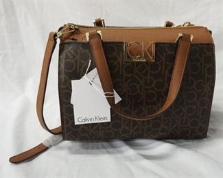 1055 CALVIN KLEIN SIGNATURE BAG, NEW WITH TAGS, 10 1/2 IN X 8 1/2 IN X 6 IN