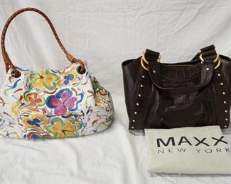 1103 MAXX LEATHER BAG WITH CLOTH STORAGE BAG AND PLINIO VISON ITALY BAG, NO WEAR TO THE MAXX BAG AND MINOR USE WEAR TO THE PLINIO BAG
