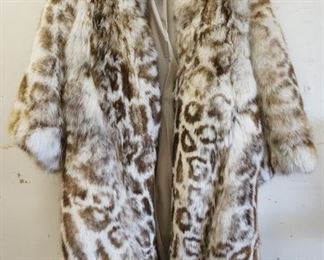 1126 OUTSTANDING KRIZIA FUR COAT WITH BROWN AND WHITE MARBLED PATTERN