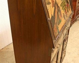 Lot: 508 - VINTAGE Asian inspired slant front decorated desk
VINTAGE Asian inspired slant front decorated desk with original brass Asian lock