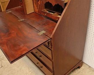 Lot: 513 - ANTIQUE SOLID mahogany dove tail case slant front
ANTIQUE SOLID mahogany dove tail case slant front desk with inlaid interior and hidden drawers
