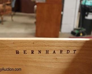Lot 579
QUALITY Bernhardt Furniture marble top 3 drawer bachelor chest in the country maple finish