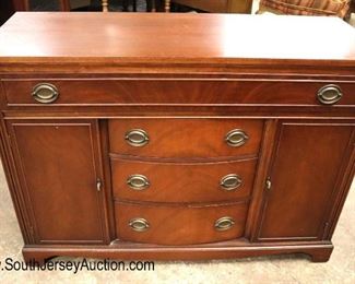 Lot 593
VINTAGE 4 drawer 2 door mahogany brandy board
