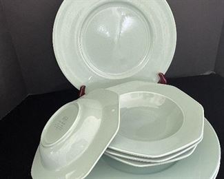 8 Piece He-Man Sized Mikasa 12.75" Dinner Plates & 9" Pasta Bowls