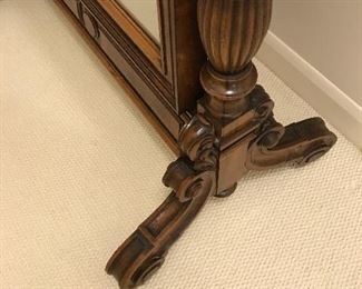 close up of the base of the mirror