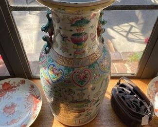 Antique Chinese Porcelain Vase $290