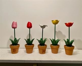 Fun set of ceramic flowers in pots  tallest 12"    