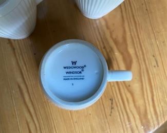 9 Wedgwood "Windsor" mugs          4"h                        70.00
