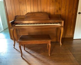 Baldwin Acrosonic piano                                              550.00