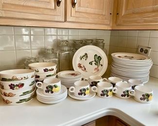 Wedgwood "Gourmet" oven to table                 375.00                            55 pcs. 20 10 3/4" dinner plates, 8 bowls, 8 mugs & saucers, 8 bread plates, 3 12" oval platters 