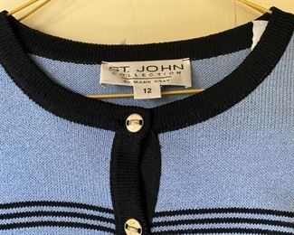 St. John  skirt suit size 12                                                125.00