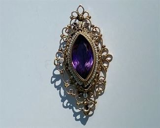 14 K and amethyst brooch with micro seed pearls         Length 1 3/4"    