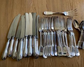 Cooper Brothers Silver-plate flatware      59 pcs.    