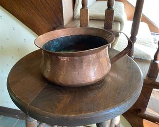 Antique copper  pot 4"h x 7" w                                        75.00