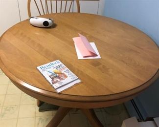 KITCHEN TABLE AND CHAIRS