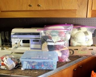 Viking 400 Sewing Machine. Sewing Supplies