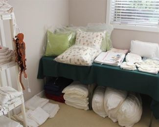 LOTS of Quality Comforters and Linens