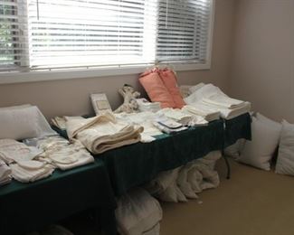 LOTS of Quality Comforters and Linens