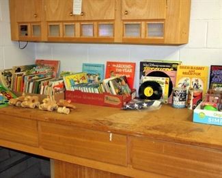 Children's Books & Records