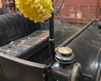 Original Flowers on Car