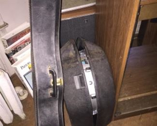 Guitars, snare drum, xylophone