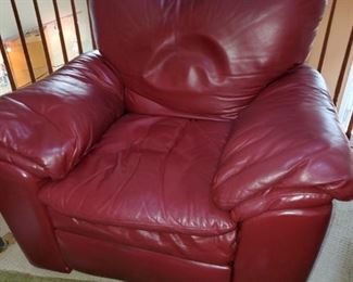Buy it now- $295
Dania
Sorrentino reclining club chair 44’w x36”d x 38”h
Same fabric
&nbsp;
PLEASE CALL OR TEXT TO PURCHASE AND PICKUP YOUR ITEMS.  847-903-3074 