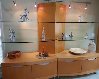 Buy it now-  $800 
Suspended (4) ½” glass shelves (slight chip hardly seen on top of glass) do have the sliver piece of glass
With 2 cabinets , with lighting
108”w x 27”d x27’H 
Finish Sable/on Maple
Have some installation drawings and Part numbers
PLEASE CALL OR TEXT TO PURCHASE AND PICKUP YOUR ITEMS.  847-903-3074 