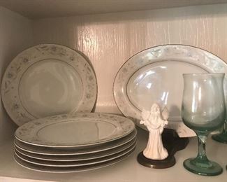 English Garden: 6 plates, 10 3/8"; 1 platter, 12 3/8"
