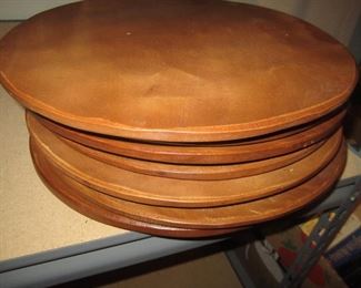 WOODEN PLATE CHARGERS