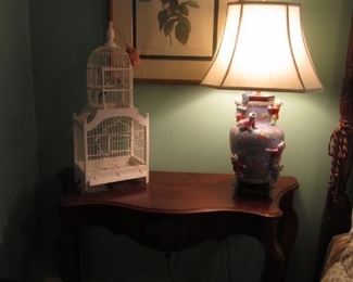 NIGHTSTAND AND LAMP