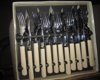 KNIVES AND FORKS