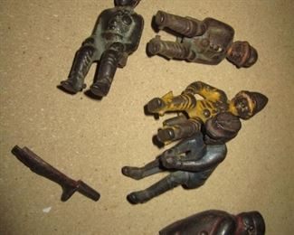 CAST IRON FIREMEN