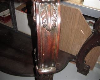 ORNATE LEG OF TABLE