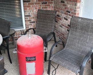 Smoker 40.00
Pair chairs 40.00