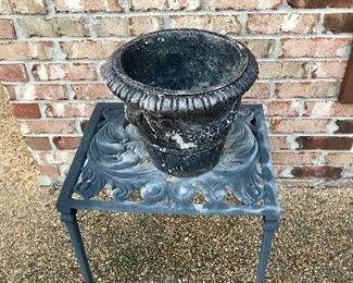 Pots pair 40.00
Tables set of 3 - 100.00