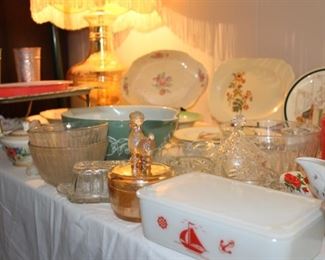 Vintage Pyrex, Fire King, etc