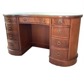 Lot 014
Sligh Burled Wood Executive Desk