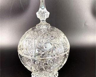 Lot 041
Crystal Covered Candy Dish