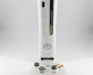Lot 252
Original Xbox 360 w/ Controller