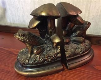 Pair of Frog/Mushroom Themed Bookends