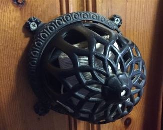 Cast Iron String Holder